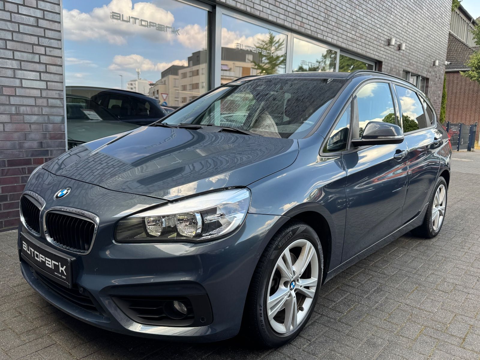 BMW 218 Active Tourer Advantage°LM17°Navi°