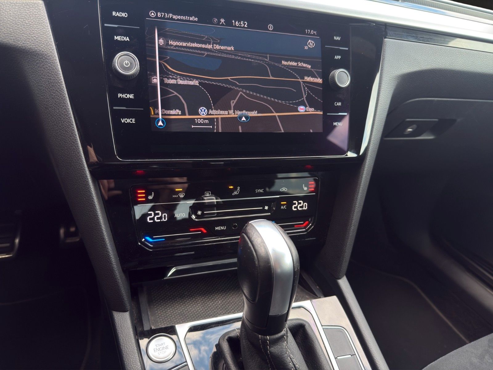 Fahrzeugabbildung Volkswagen Arteon R-Line *Pano*Kamera*Ambiente*ACC*Carplay