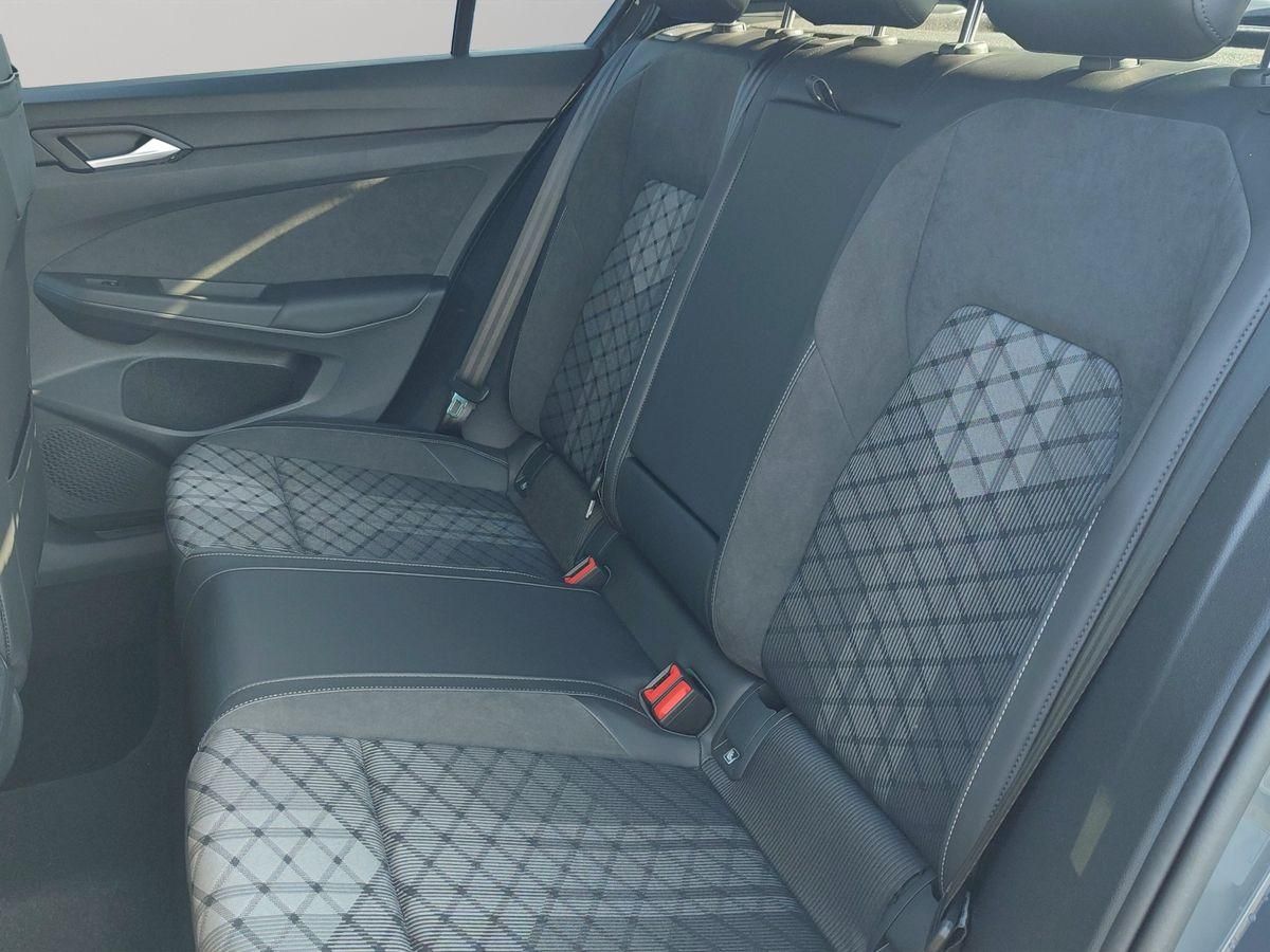 Volkswagen Golf - Bild 12