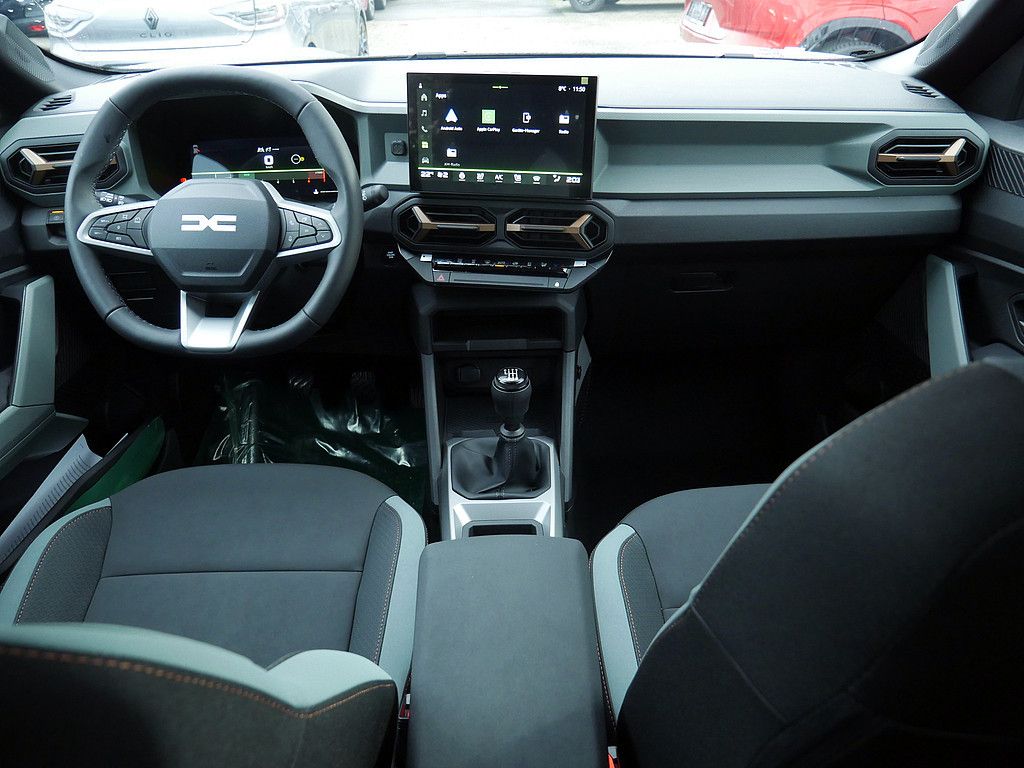 Fahrzeugabbildung Dacia Bigster Extreme TCe 140