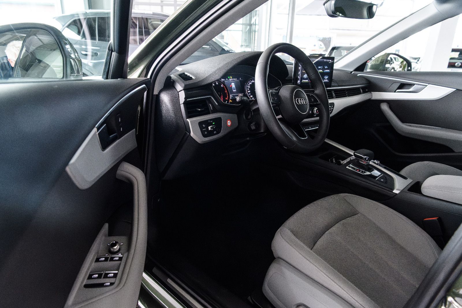 Fahrzeugabbildung Audi A4 Lim. 35 TFSI S-tronic+SHZ+elektr Sitze