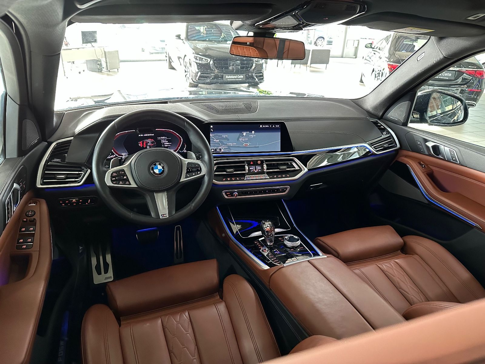 Fahrzeugabbildung BMW X5 M50d 360°Laser DisplKey HUD DAB H/K Panorama