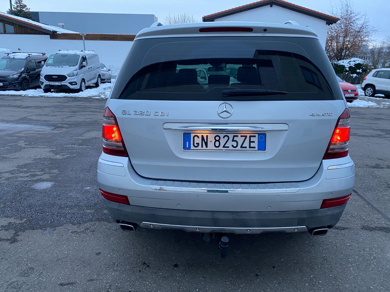 Mercedes-Benz GL320 2008 — photo 7