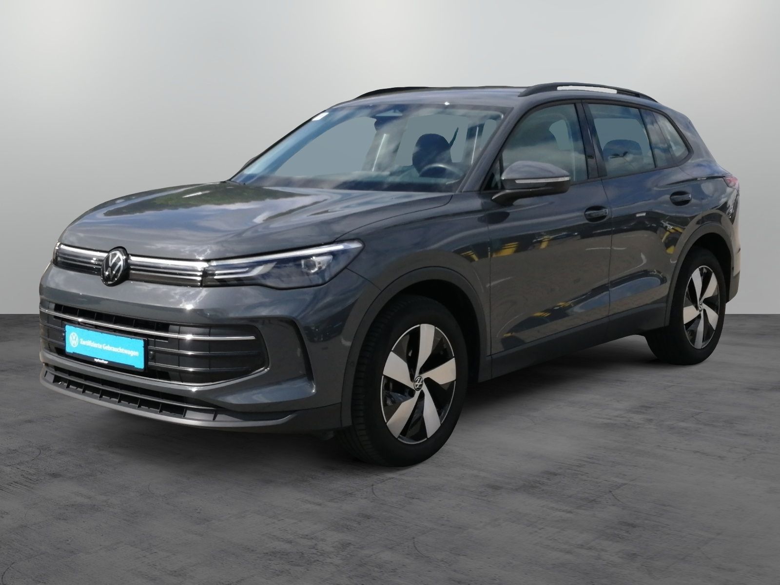 Volkswagen Tiguan 2.0TDI DSG Navi ParkAssi LED AHK Keyl ACC foto 2