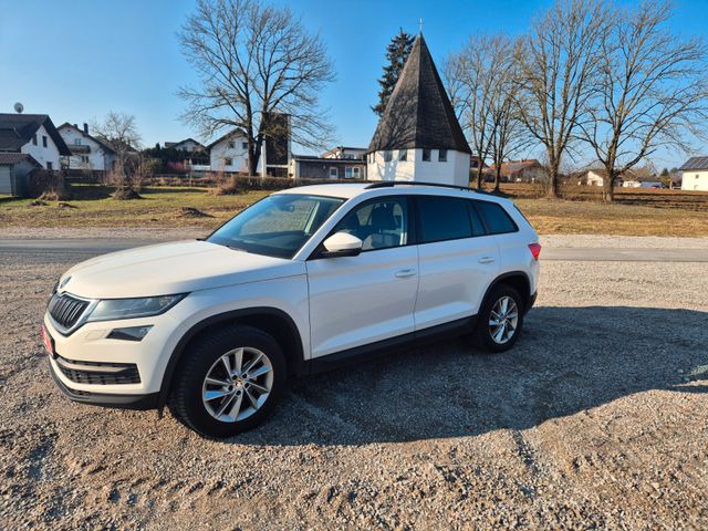 Skoda Kodiaq Ambition 4x4-DSG-7.SITZER-AHK-NAVI-PDC