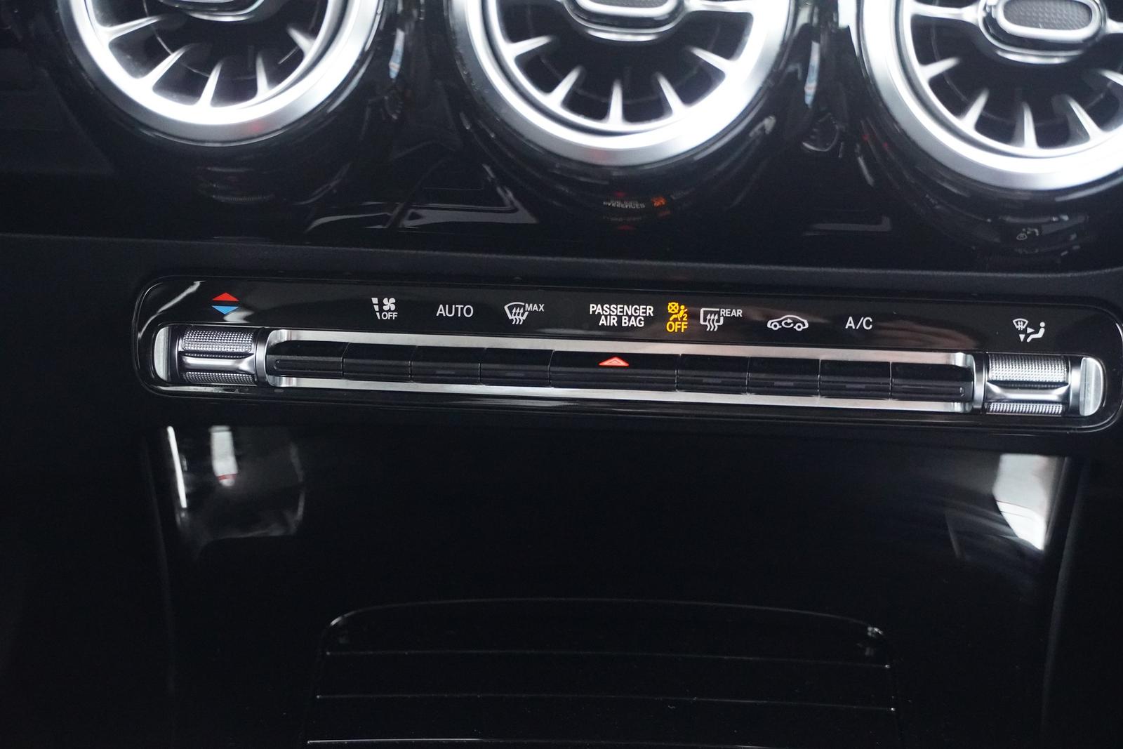 Mercedes-Benz A-Class A180 Progressive LED Navi DAB Sitzheizung, миниатюра 22
