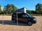 Volkswagen T5 California - schwarze Volkswagen T5 California