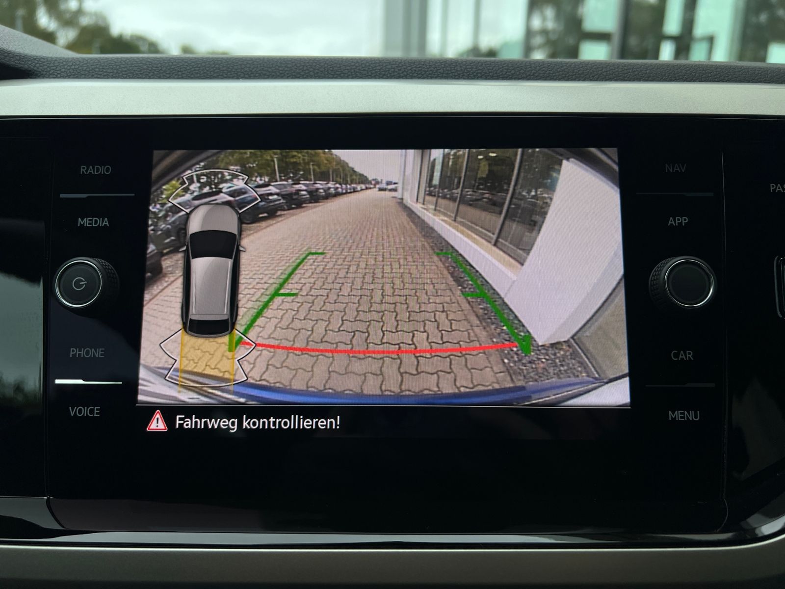 Fahrzeugabbildung Volkswagen Taigo Move 1,0 l TSI *AHK, IQ.Light, Navi, Kamer