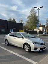 Toyota Corolla 1.6  (Kein Auris, kein Aven... - Toyota Avensis Gebrauchtwagen in Hamburg