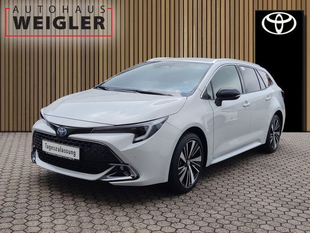 Toyota Corolla TS 2.0 Hybrid Teamplayer Technik-Paket