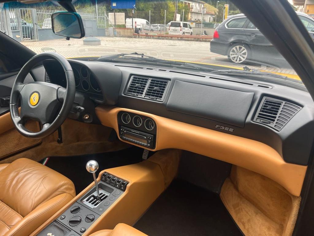 Ferrari F355