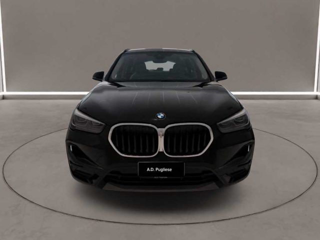 BMW X1 (F48) - sDrive18d xLine Plus imagem 2
