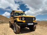 Toyota Landcruiser HZJ78 - Toyota Land Cruiser: Hzj 78
