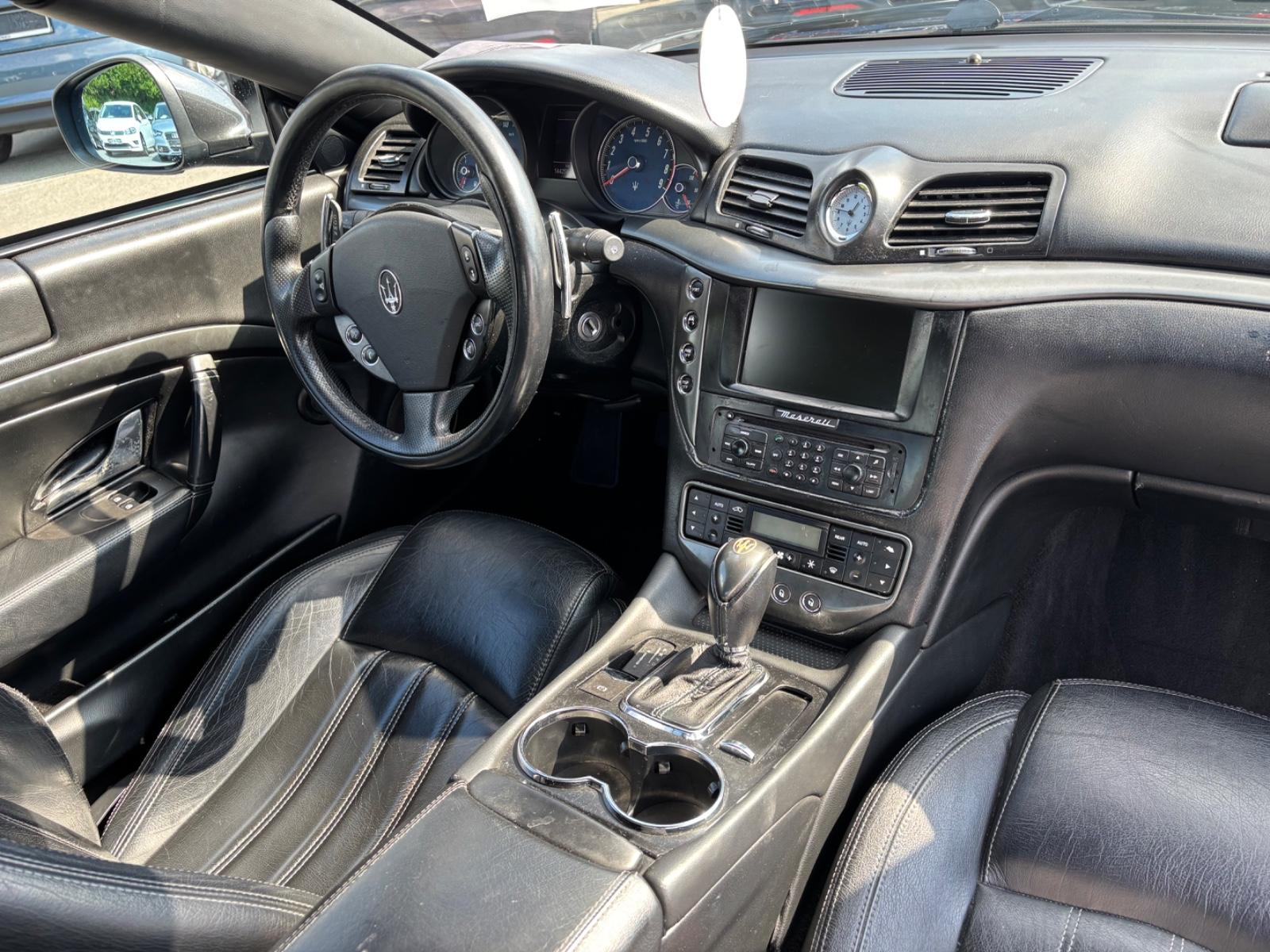Maserati GranTurismo 4.2 V8 | 405 ch | BVA | Essence | 144 258 km | 21 999 € | 01/2008 | Cuir Poltrona Frau | Sièges chauffants | GPS | Xénon