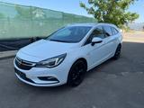 Opel Astra K Sports Tourer Dynamic - Opel Astra: Weiß, Sports Tourer