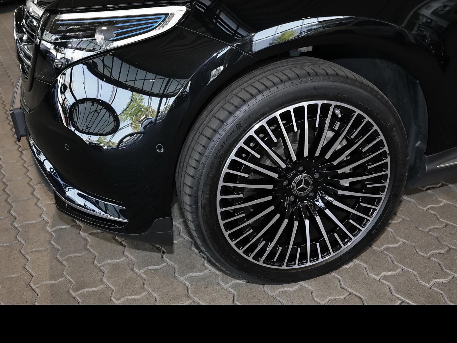 Mercedes-Benz EQC 400 4M AMG AHK+360°+SSD+M-LED+DISTRO+21"