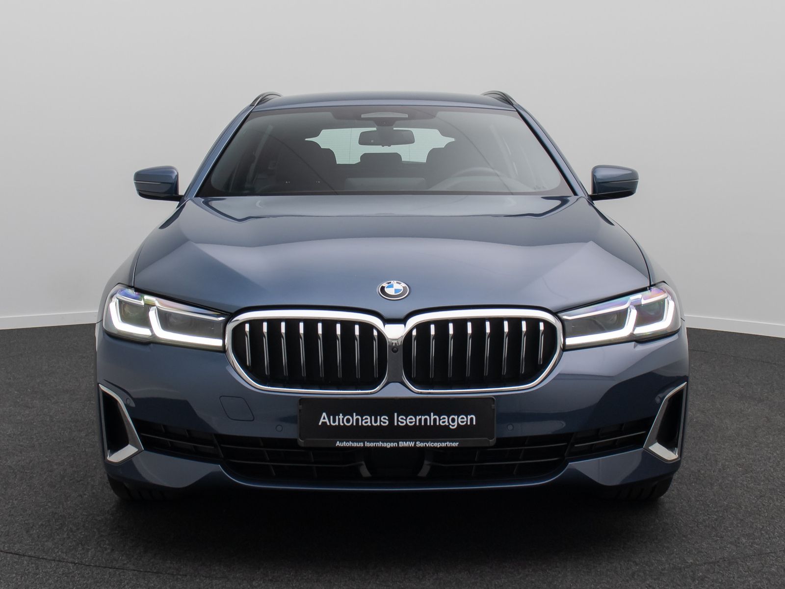 Fahrzeugabbildung BMW 530d LuxuryLine 360&deg;Laser HUD DAB H/K SoftCL AHK