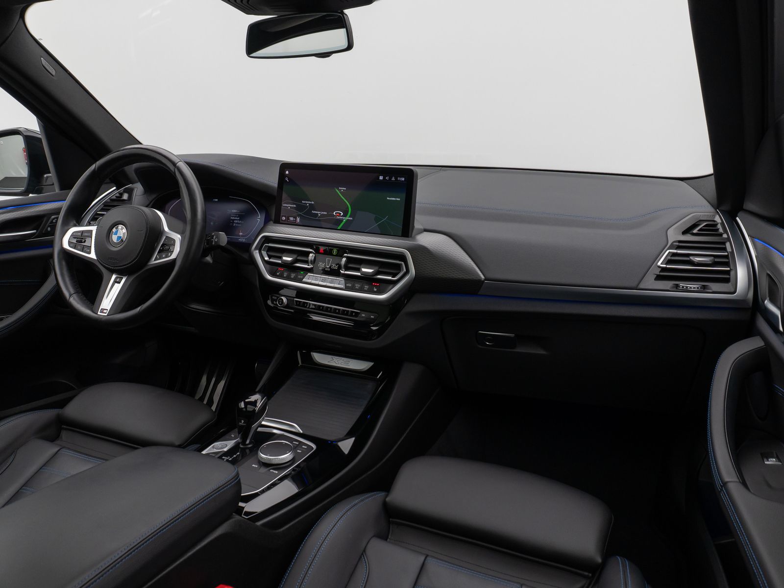 Fahrzeugabbildung BMW X3 xD30d M Sport Kamera Panorama DAB AHK 21Zoll