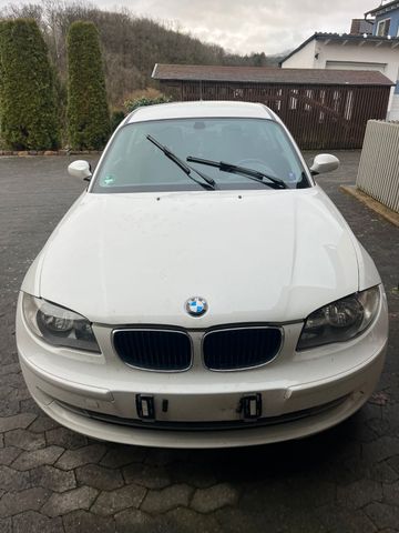 BMW 118 Baureihe 1 Lim. 118i