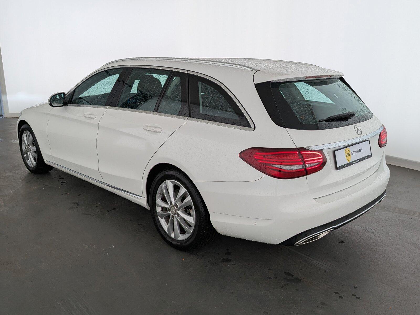 Mercedes-Benz C 300 T Avantgarde LED+NAVI+SHZ+RFK+TEMP+BC/FIS