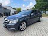 Mercedes-Benz E 220 T CDI Avantgarde AMG Xenon AHK Navi elKlap - gebrauchte Mercedes-Benz E 220 aus dem Jahr 2010