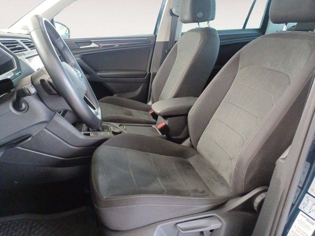 Fahrzeugabbildung Volkswagen Tiguan 2.0 TDI 4MOTION DSG Elegance Sthzg, AHZV