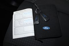 Fahrzeugabbildung Ford C-Max 1,0 EcoBoost Cool & Connect NAVI + AHK