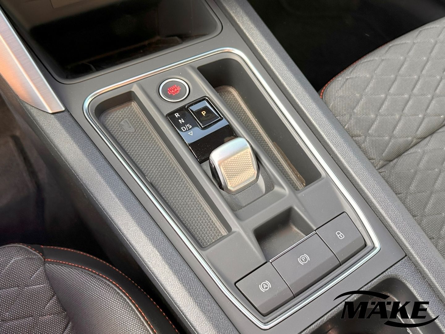 Leon FR 2.0 TDI DSG AHZV RFK LED NAV ACC BEATS