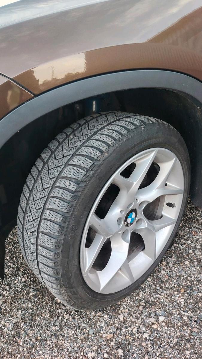 BMW X1 2010 — photo 13