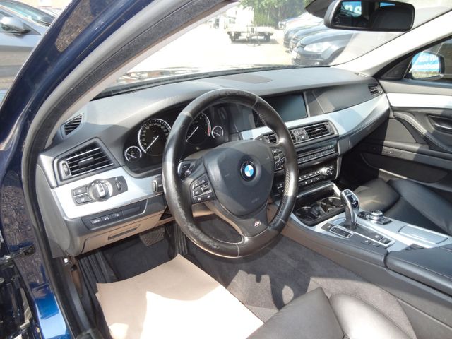 Fahrzeugabbildung BMW 530d xDrive/Pano/SoftC/Leder/Navi/Kamera/2.H/AHK