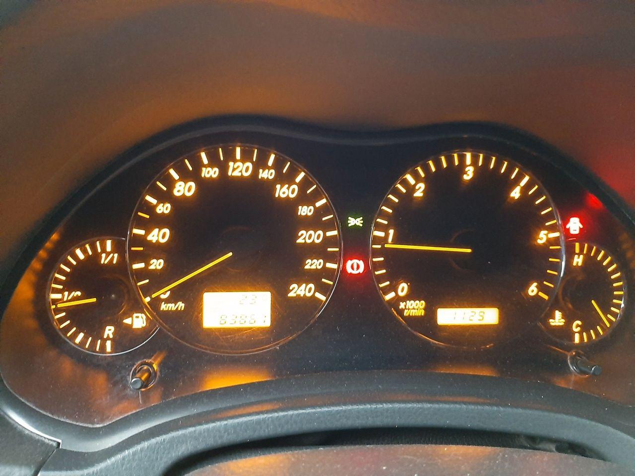 Toyota Avensis 2004 — photo 9