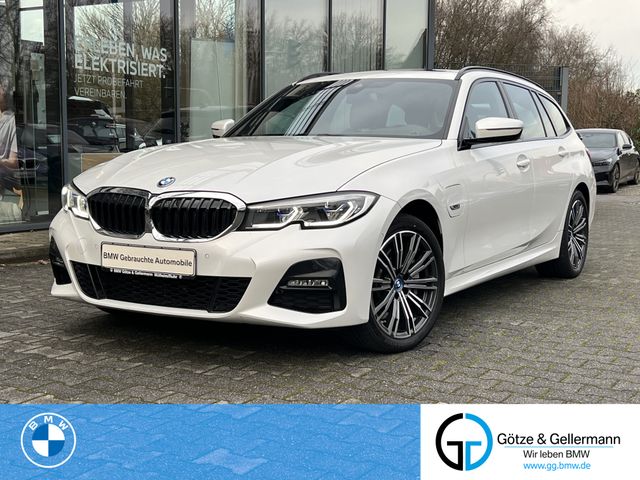 BMW 330e xDrive Touring M Sport //Panoramad. HeadUp