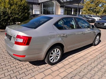 Skoda Octavia - 6