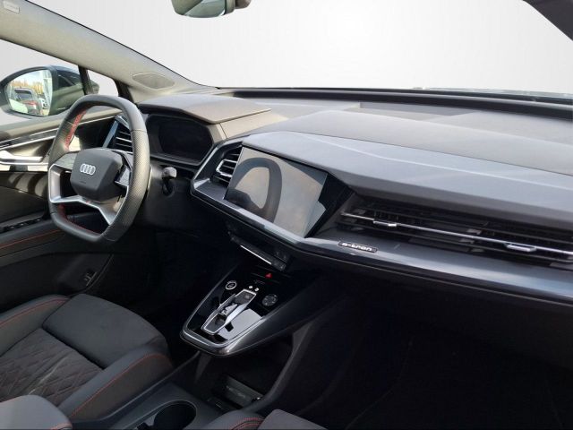 Q4 E-TRON 45 QUATTRO S-LINE+CAM+AZV+MATRIX