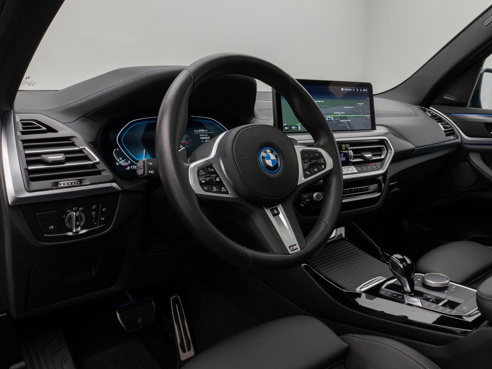 Fahrzeugabbildung BMW X3 xD30e M Sport Panorama Laser 360° HUD DAB H/K