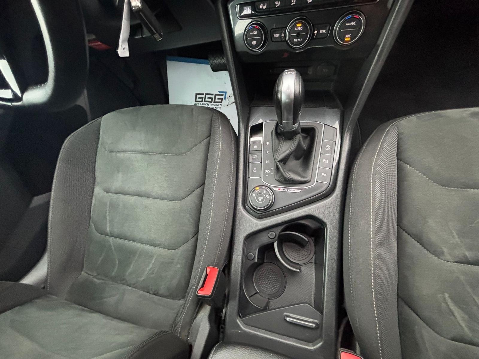 Volkswagen Tiguan Highline 2.0 TSI 179 ch DSG 4Motion / ACC / Caméra de recul / LED / Attelage pivotant