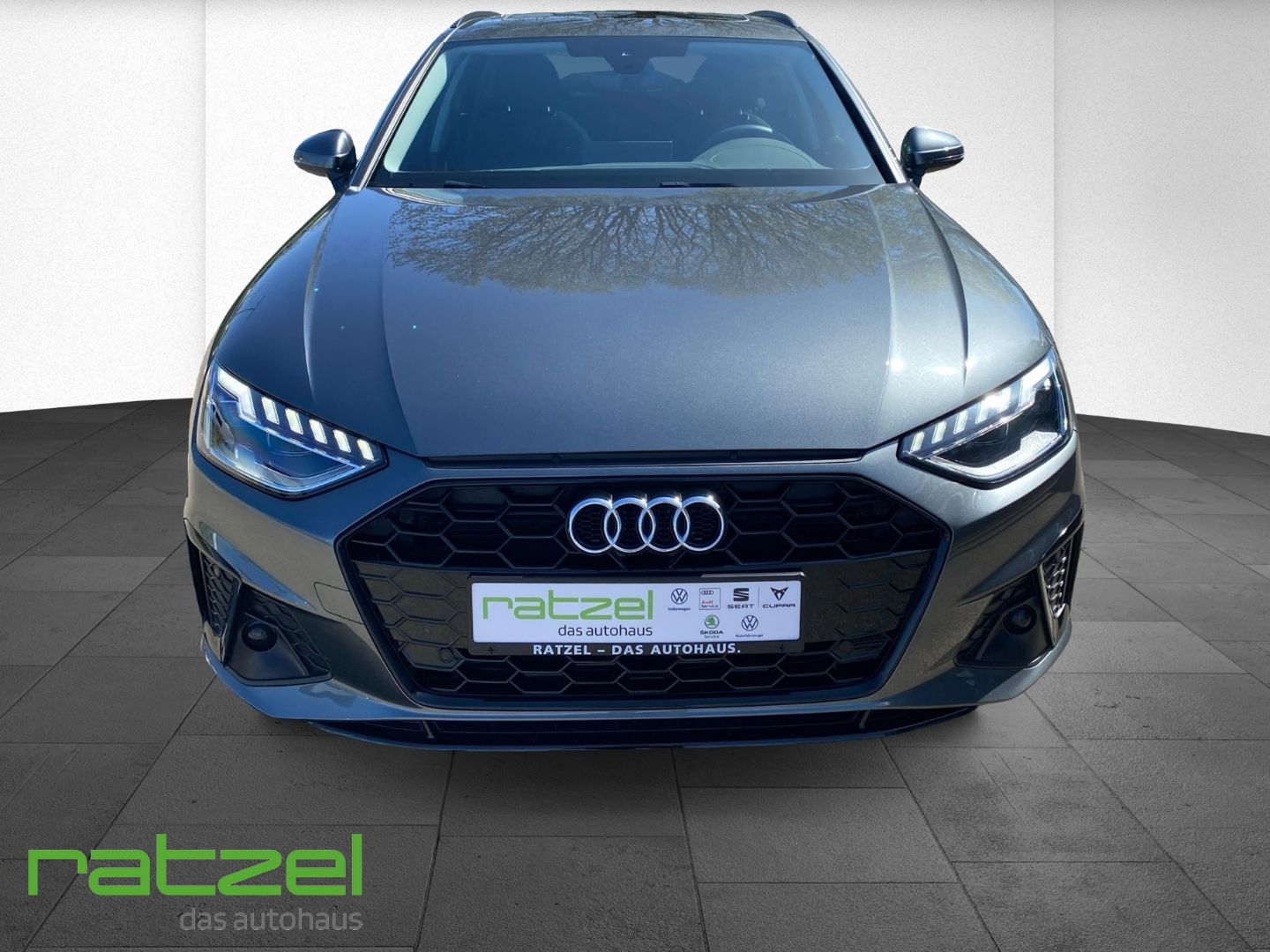 Fahrzeugabbildung Audi A4 Avant S line 40 TFSI S tronic Pano Navi LED A