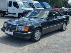 Fahrzeugabbildung 300 ECoupeCabrio300CE-24
