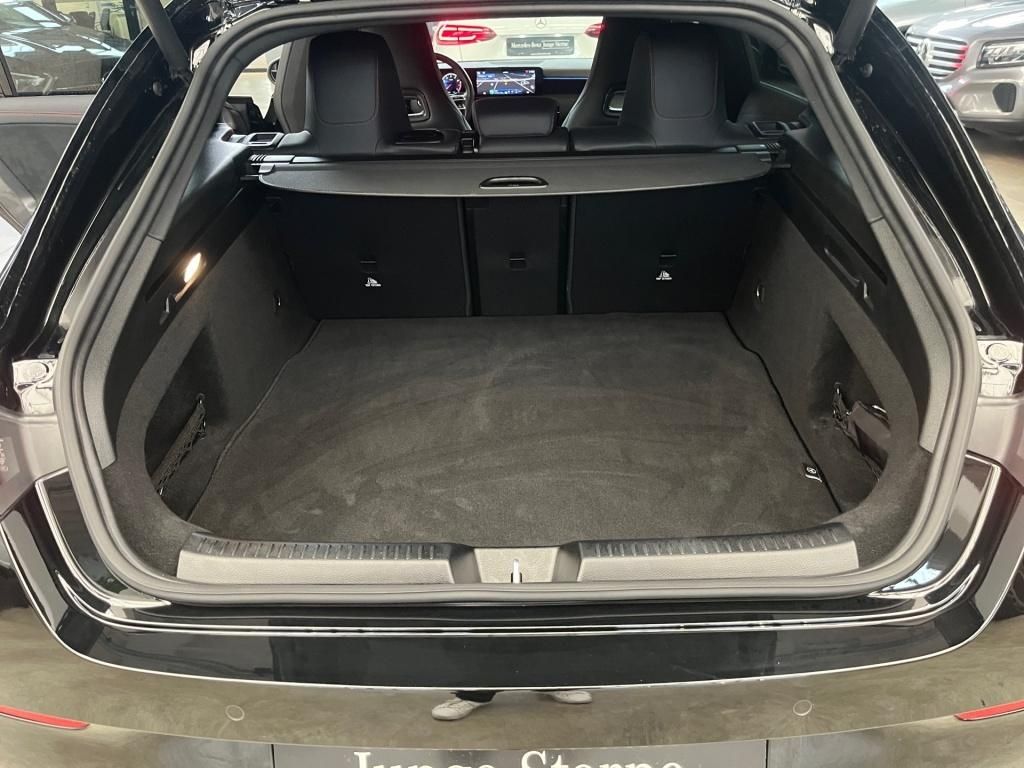 Fahrzeugabbildung Mercedes-Benz CLA 200 SB AMG AHK Totwi. Navi LED KeyLess Sport