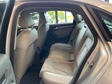 Audi A4 Lim. Ambiente *Xenon*Navi*Standheizung*