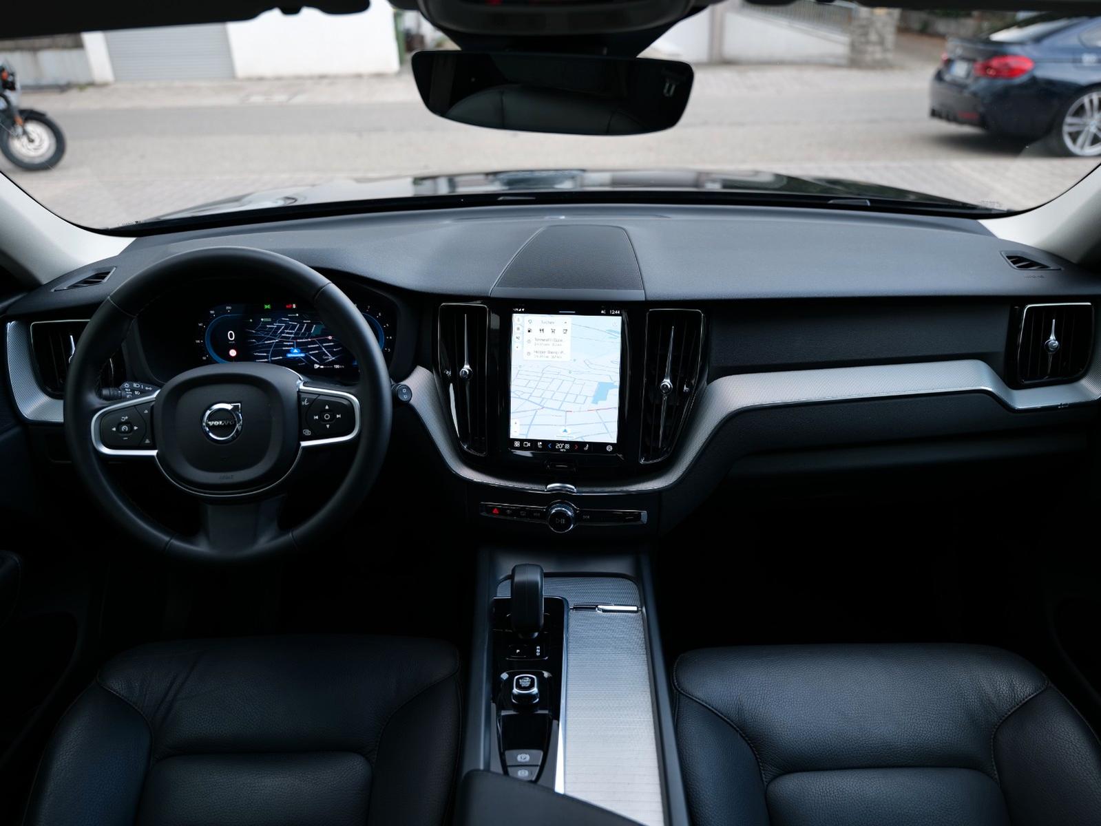 Volvo XC60 B5 Core AWD LEDER+NAVI+4xSHZ+CAM+KEYLESS, миниатюра 14