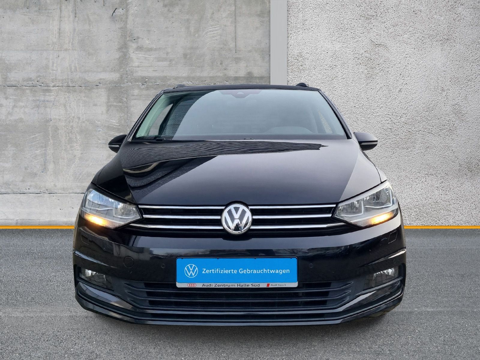 Fahrzeugabbildung Volkswagen Touran 2.0 TDI DSG Comfortline NAVI KAMERA eKLAP