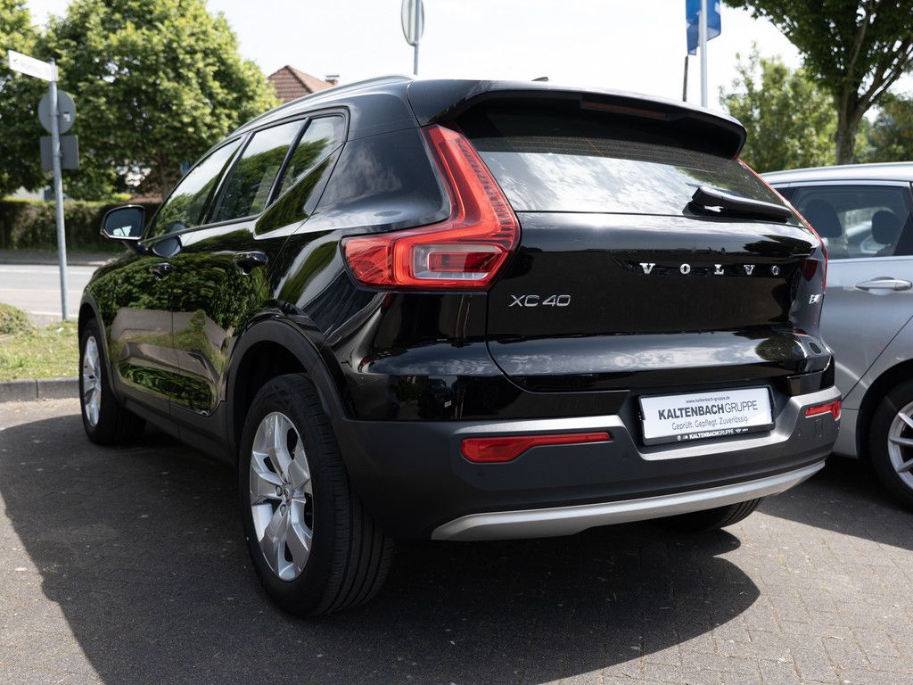 Volvo XC40 B4 Momentum Pro AWD LED W-LAN NAVI KAMERA foto 8