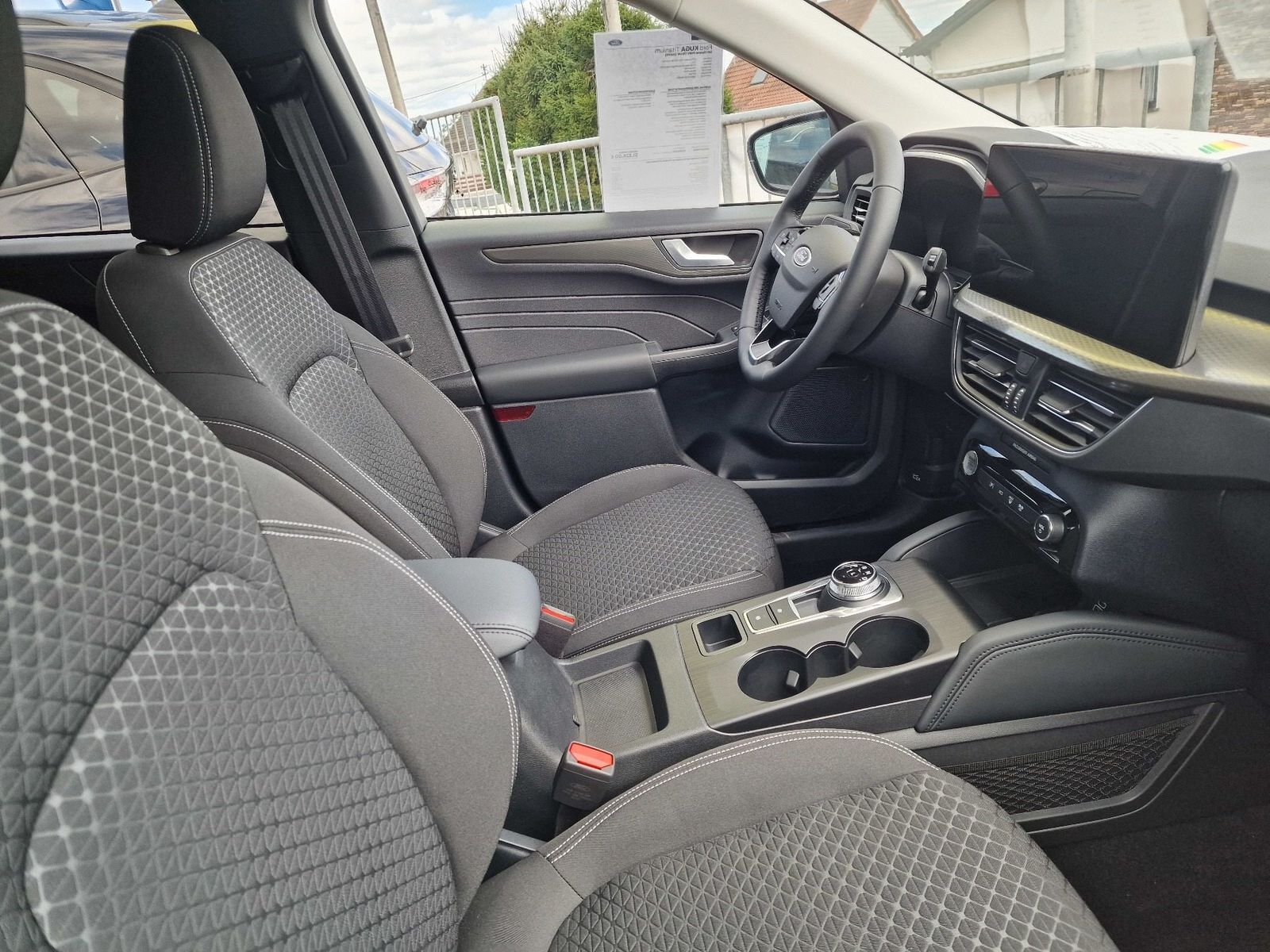 Fahrzeugabbildung Ford Kuga Plug-In Hybrid Titanium