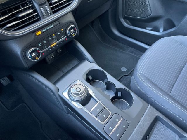 Fahrzeugabbildung Ford Kuga 2.5 Duratec Plug-in-Hybrid Titanium, Autom.