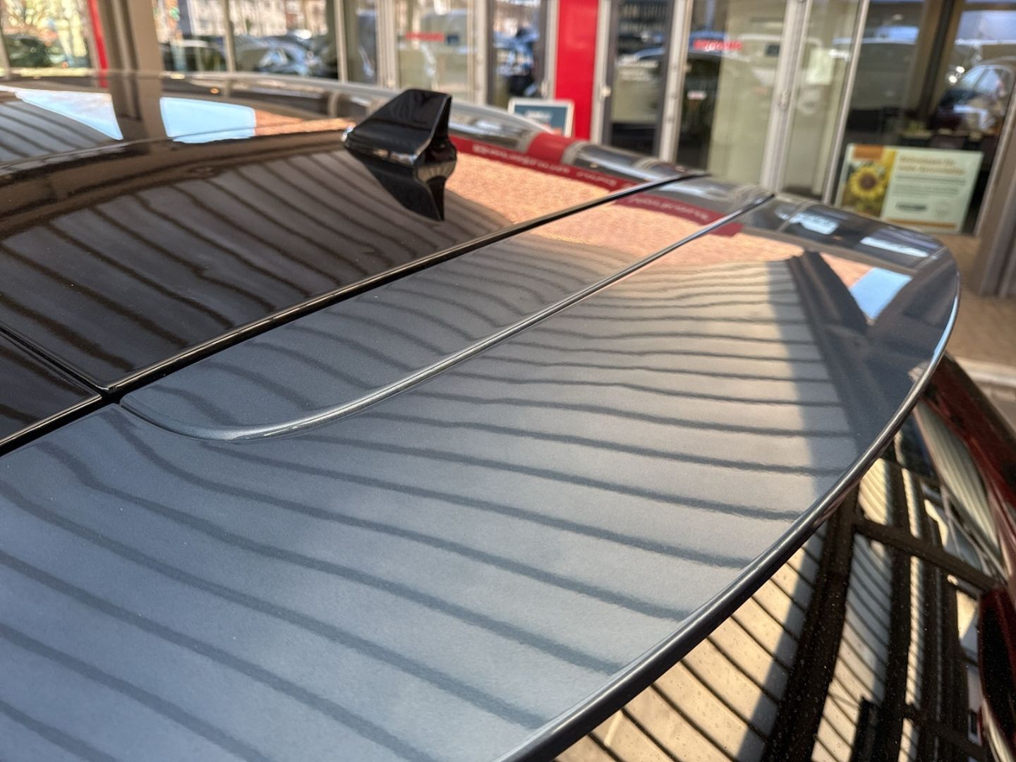 Fahrzeugabbildung Ford Kuga Hybrid Vignale/Hagelschaden/AHK schwenkb/Pa