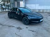 Tesla Model 3 Highland RWD  - Tesla Gebrauchtwagen von 2024