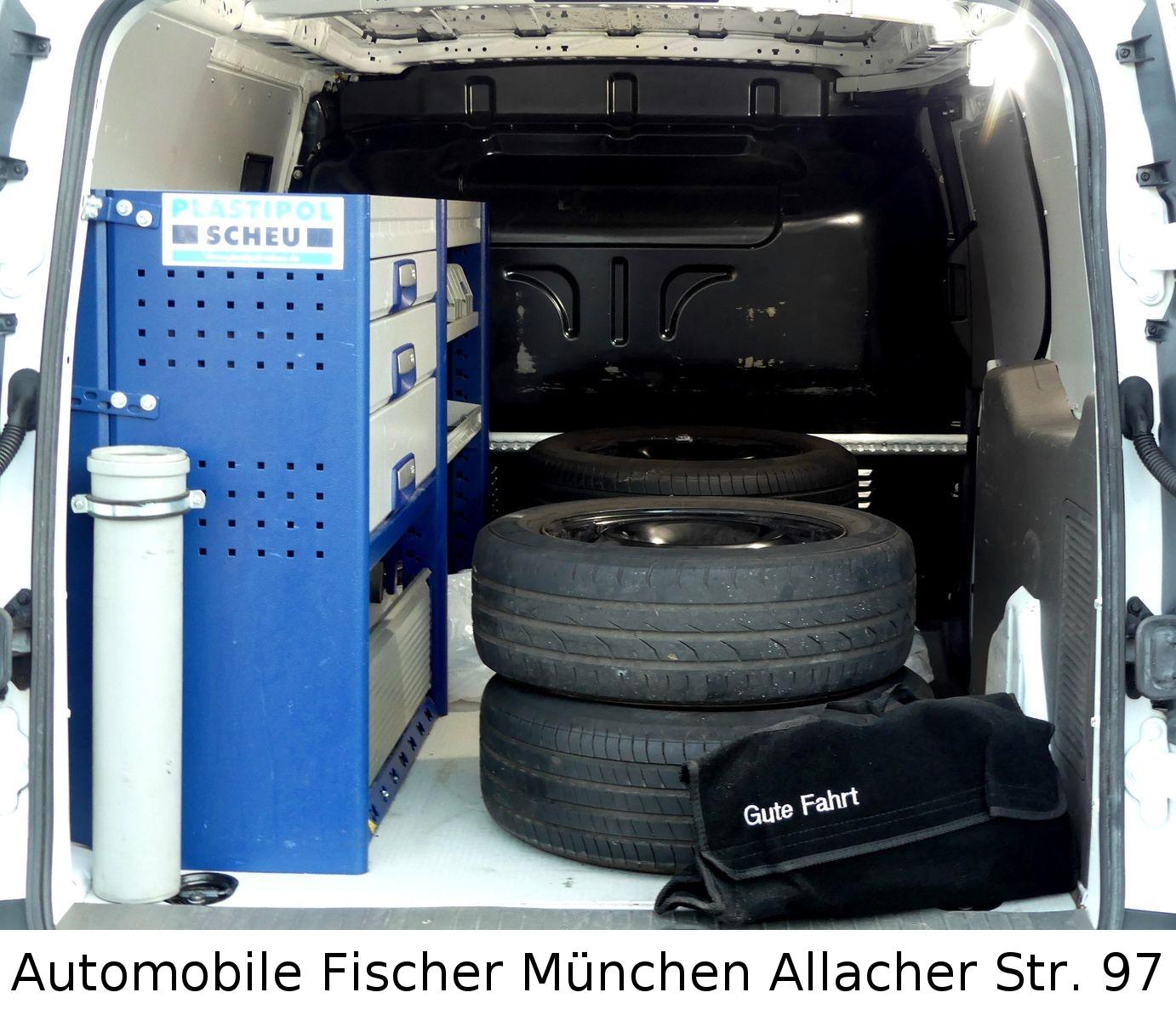Ford Transit Connect Kasten lang L2 Regaleinbau