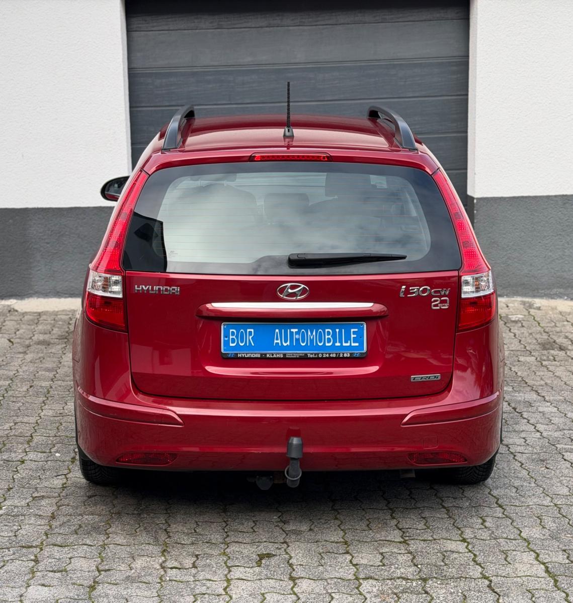 Hyundai i30 2011 — photo 8