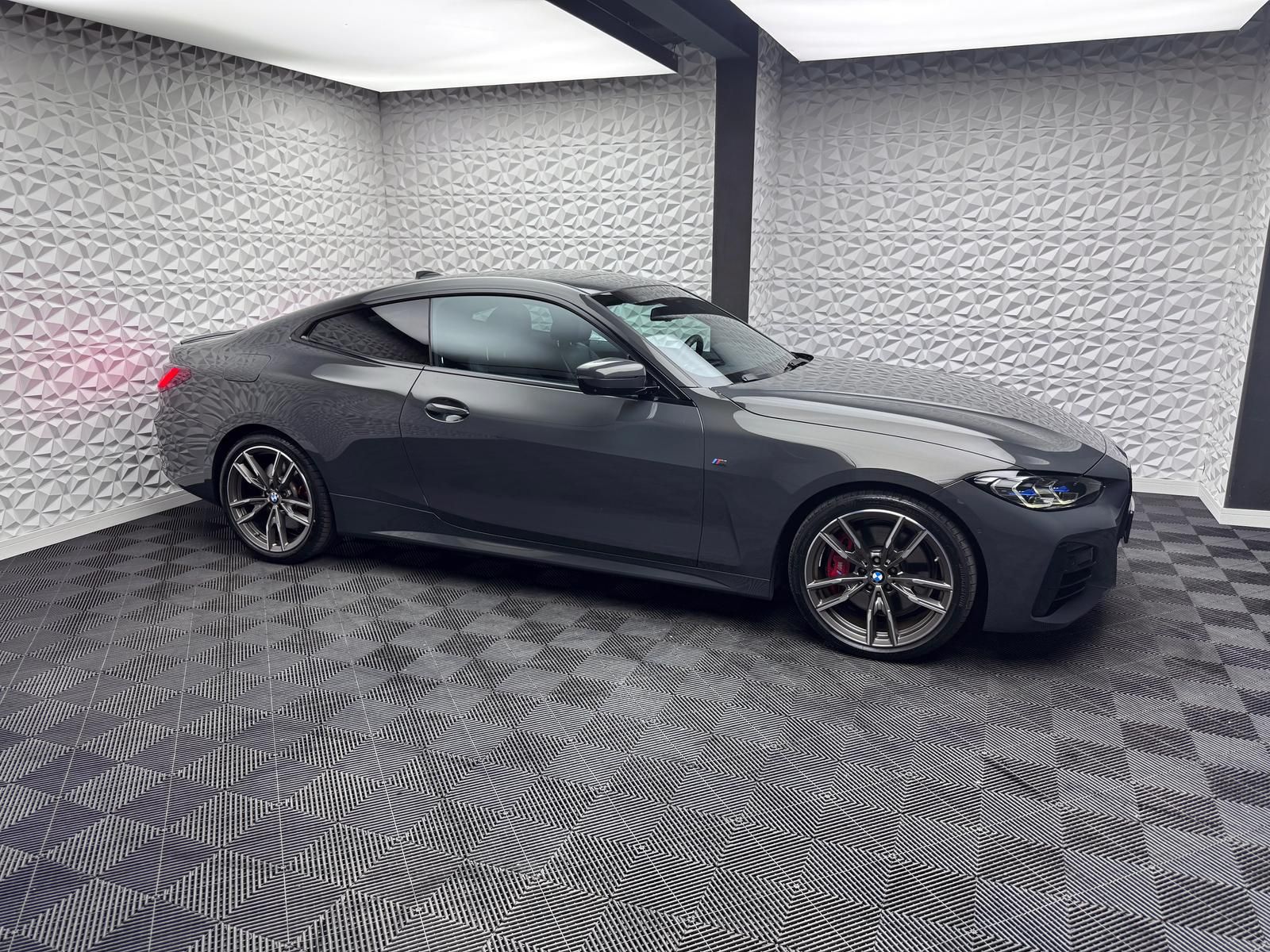 Fahrzeugabbildung BMW XDR*INDIVIDUAL*LASER*STANDHZ*H&K*HUD*KLAPPE*DE